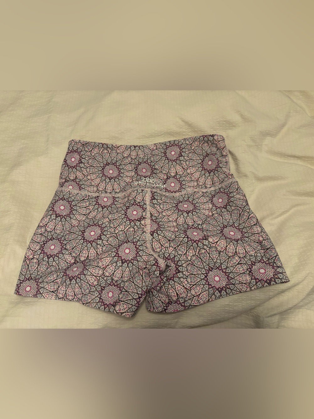 Lorna Jane Pink Floral Mosaic Women’s Shorts